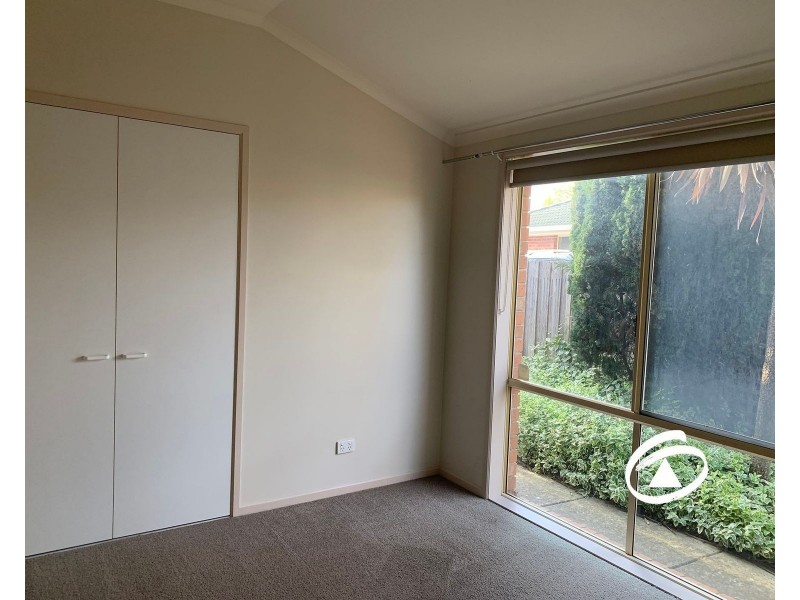 13 Alison Close, Pakenham VIC 3810