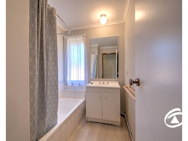 138 Duncan Drive, Pakenham VIC 3810