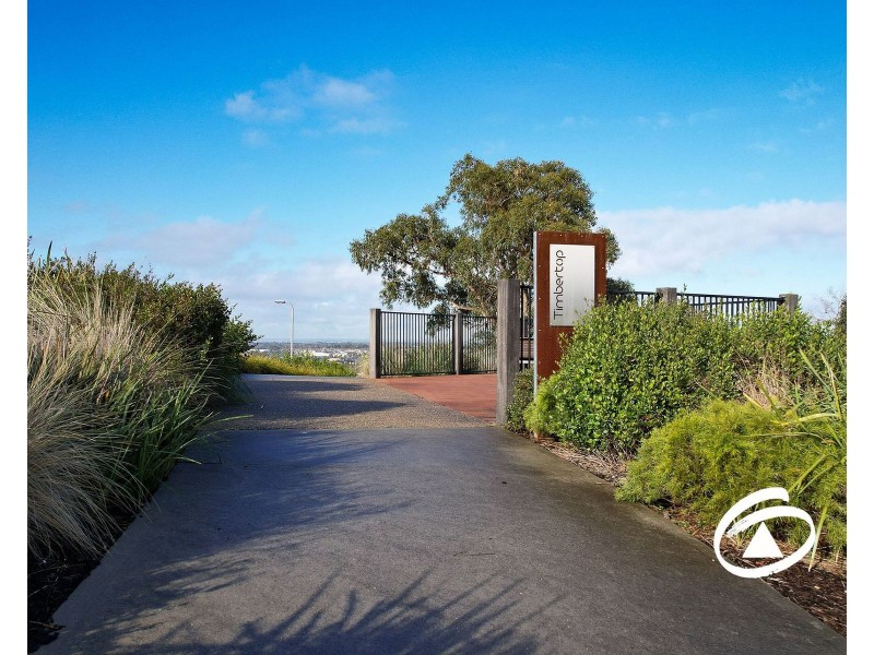 6 Ridgewell Crescent, Officer VIC 3809