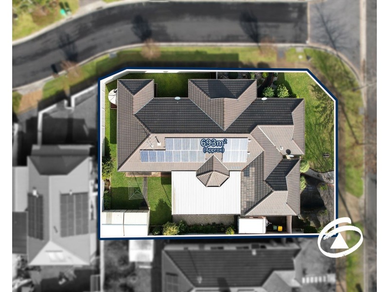 33 Oaklands Way, Pakenham VIC 3810