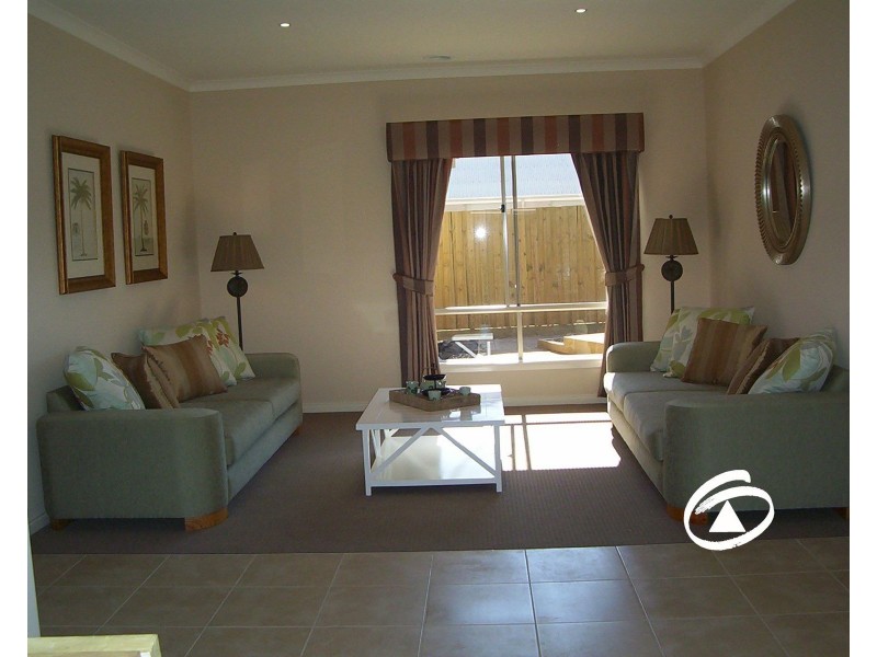156 Webster Way, Pakenham VIC 3810
