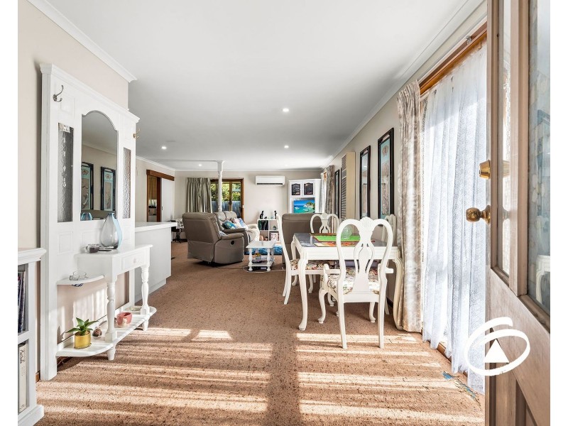 2/5 Tresize Court, Lang Lang VIC 3984