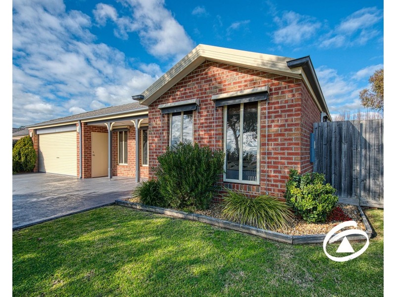 12 Royanne Close, Bunyip VIC 3815