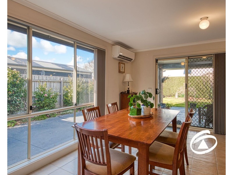 12 Royanne Close, Bunyip VIC 3815