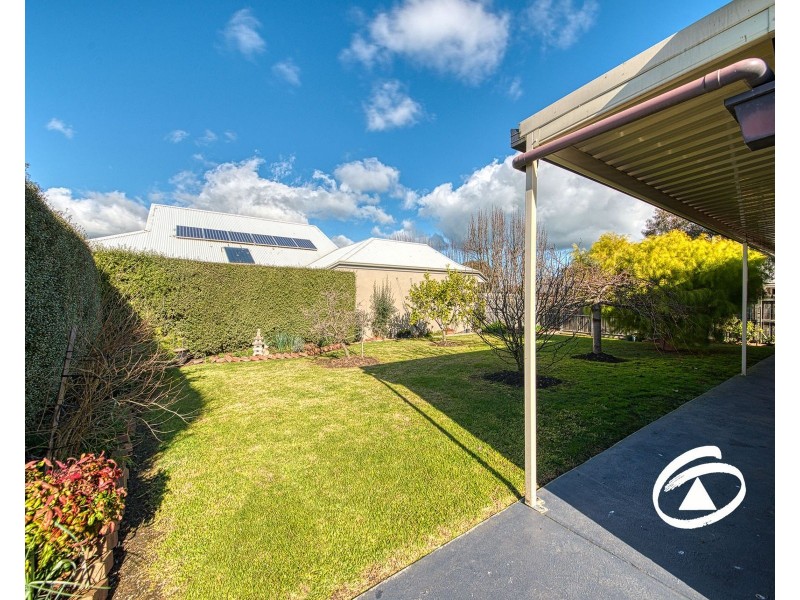 12 Royanne Close, Bunyip VIC 3815
