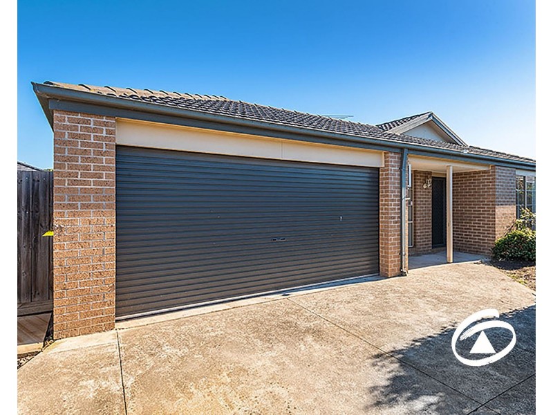 8A David Street, Pakenham VIC 3810