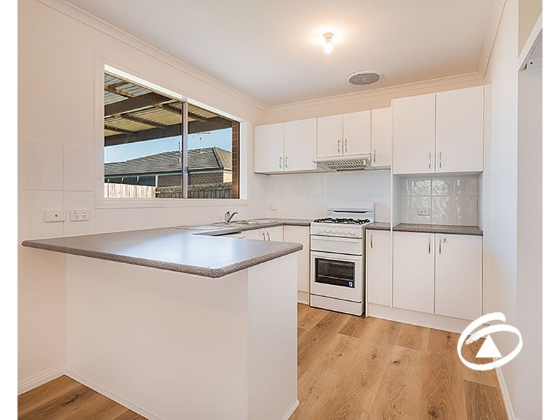 8A David Street, Pakenham VIC 3810