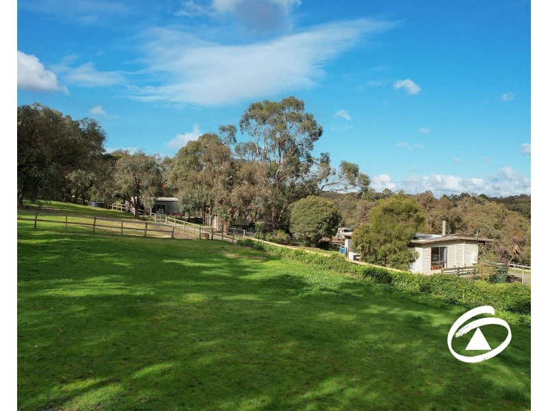 72 Manoora Road, Maryknoll VIC 3812