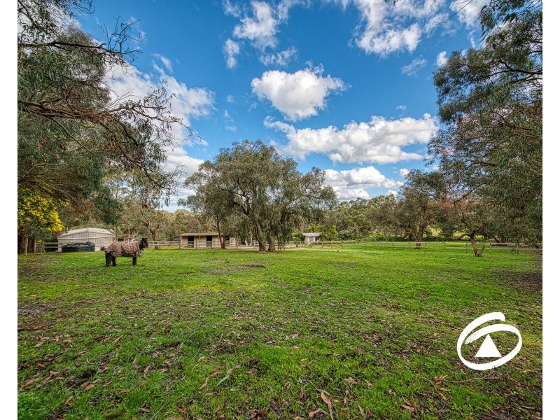 72 Manoora Road, Maryknoll VIC 3812