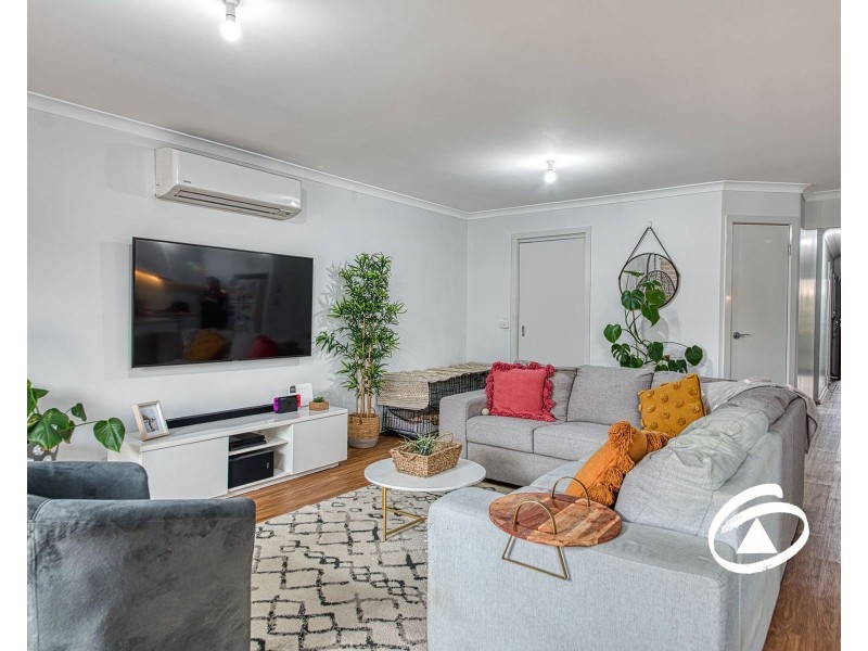 13 Turquoise Walk, Officer VIC 3809