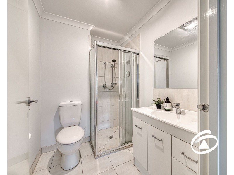 13 Turquoise Walk, Officer VIC 3809