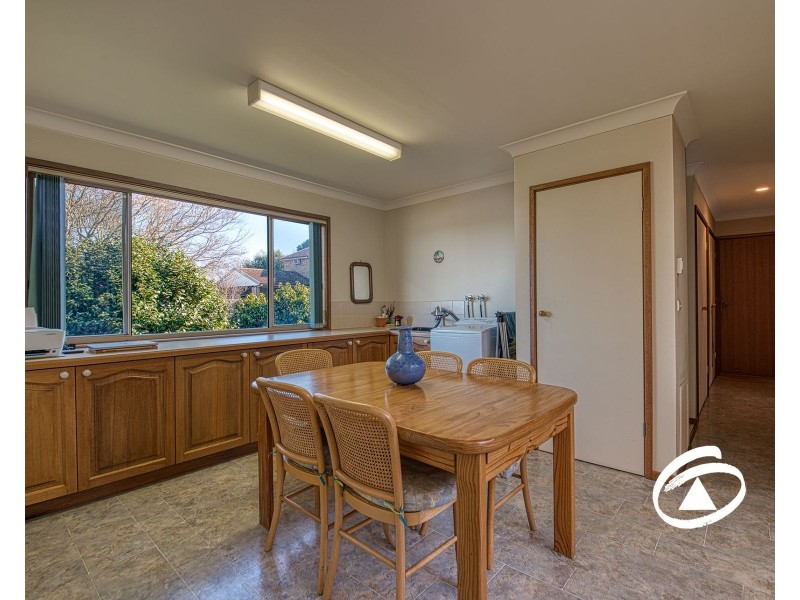 7 McCaffery Rise, Pakenham VIC 3810