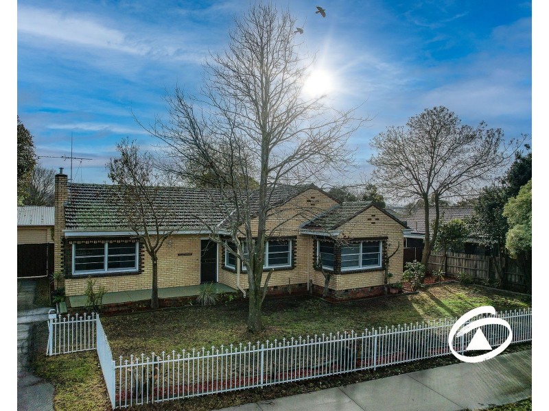 22 Henry Street, Pakenham VIC 3810