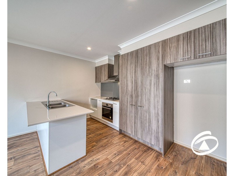 7 Fadden Mews, Officer VIC 3809