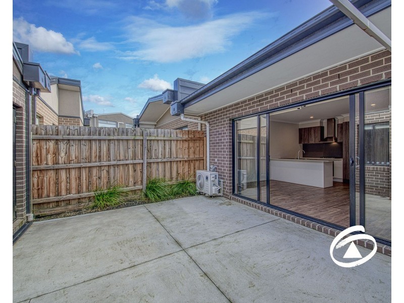 7 Fadden Mews, Officer VIC 3809