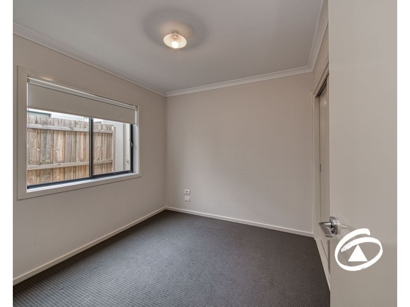 7 Fadden Mews, Officer VIC 3809