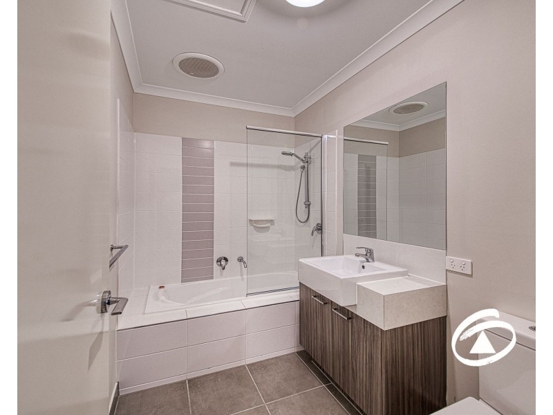 7 Fadden Mews, Officer VIC 3809