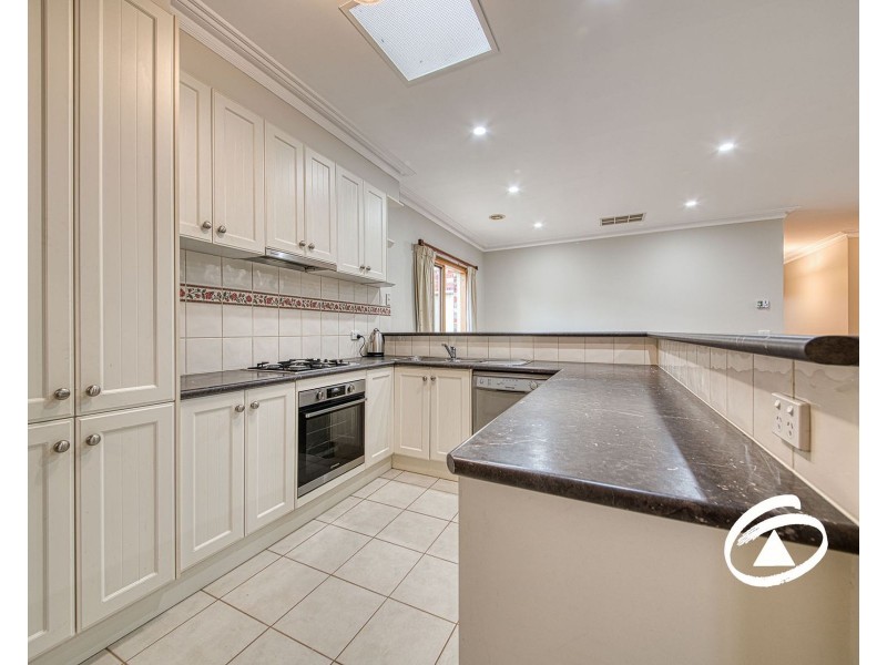 18/1 Malouf Court, Pakenham VIC 3810