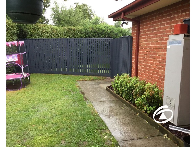 9 Claire Close, Pakenham VIC 3810