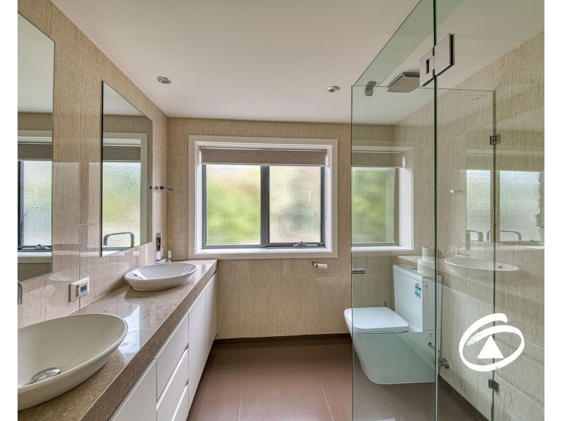 7 Vale Road, Belgrave Heights VIC 3160