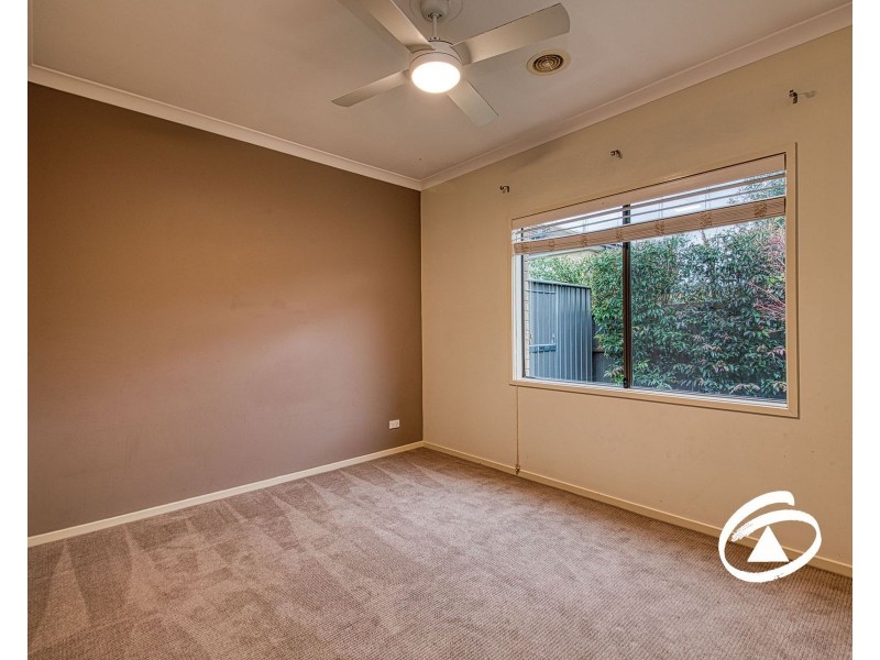 15 Kooyong Close, Officer VIC 3809