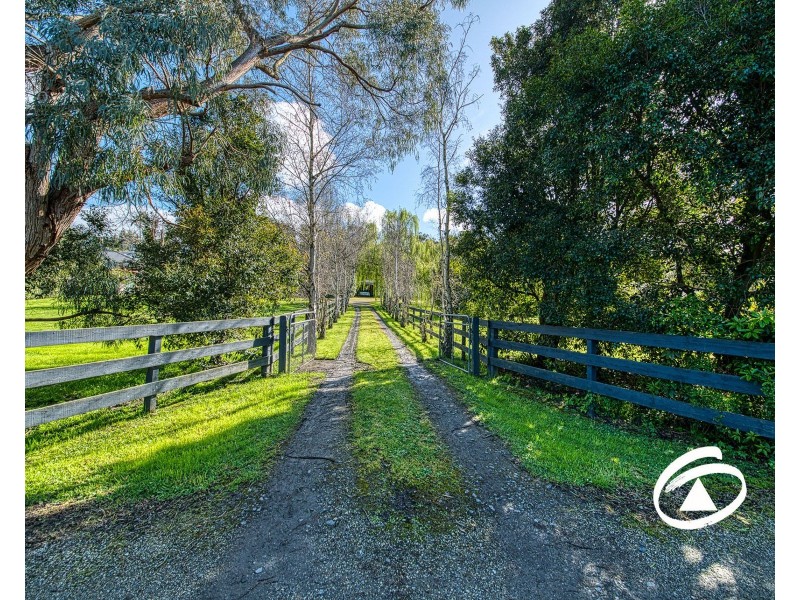 23-25 Riverside Avenue, Bunyip VIC 3815