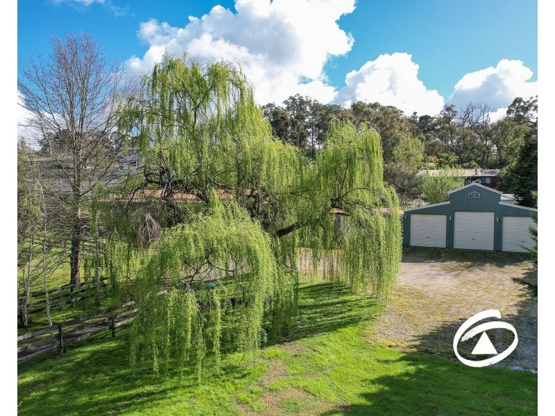 23-25 Riverside Avenue, Bunyip VIC 3815