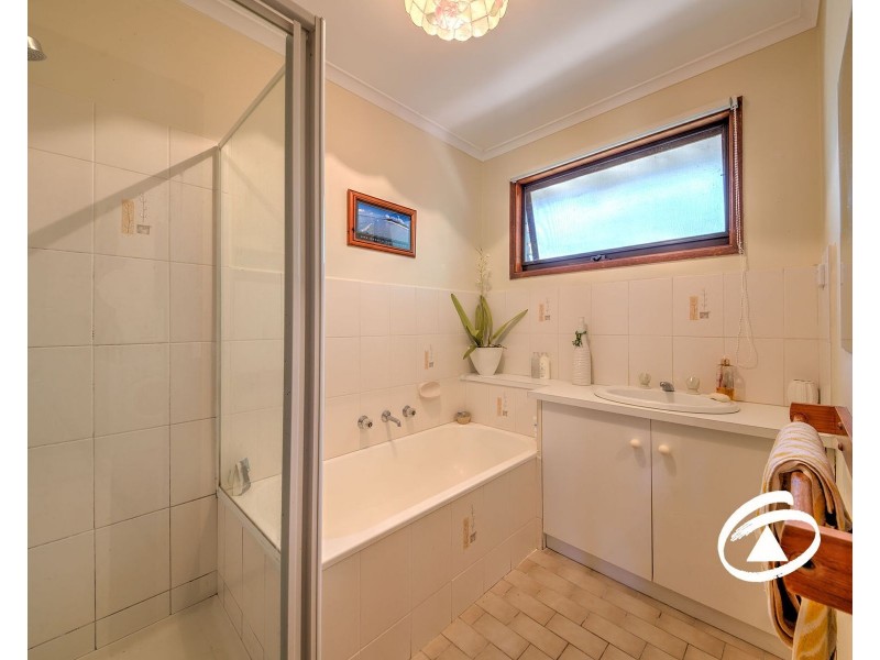 7 Lorraine Court, Pakenham VIC 3810