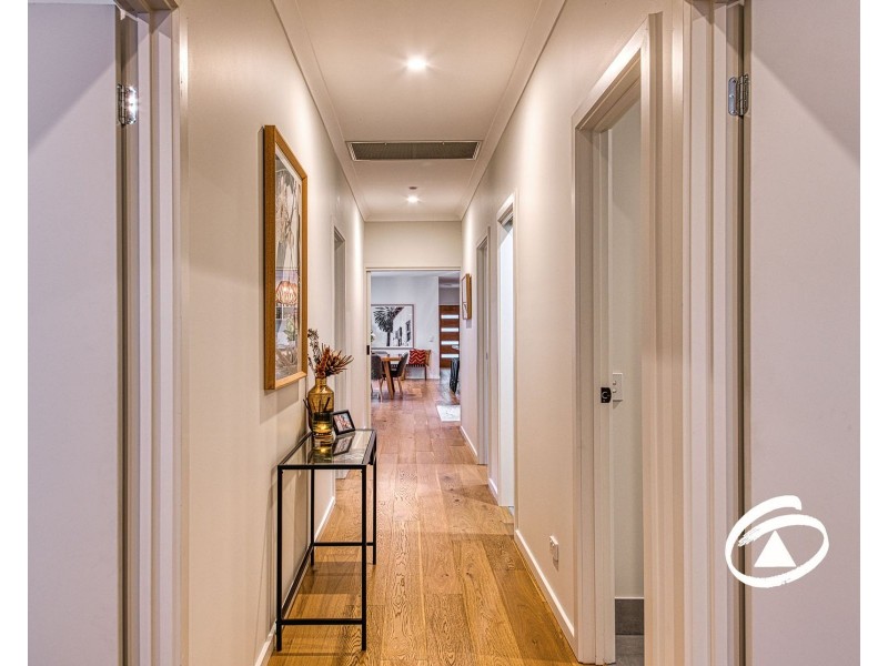 292 Rix Road, Officer VIC 3809