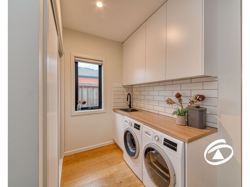 292 Rix Road, Officer VIC 3809