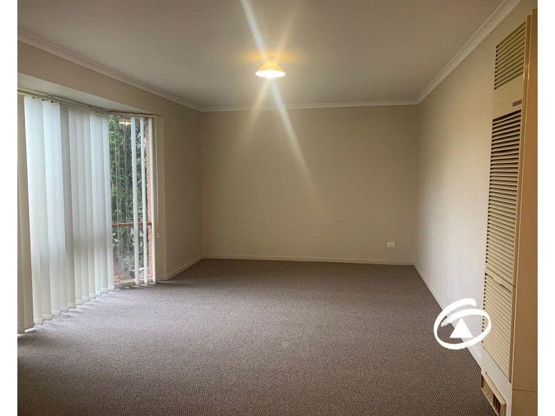 54 Bluegrass Crescent, Pakenham VIC 3810