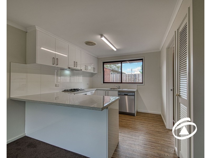 2/23 Main Street, Pakenham VIC 3810