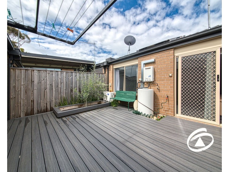 42 Henry Street, Pakenham VIC 3810
