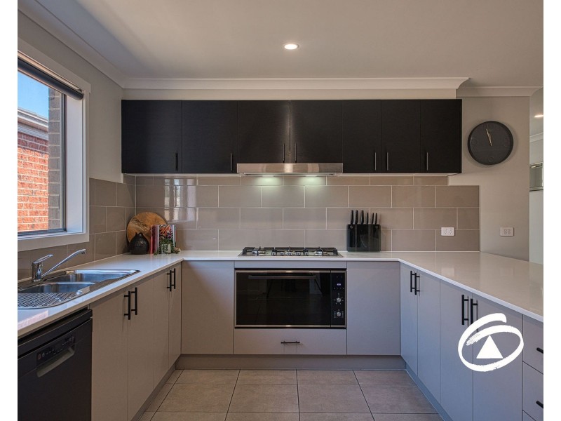 8 Gaslight Street, Longwarry VIC 3816