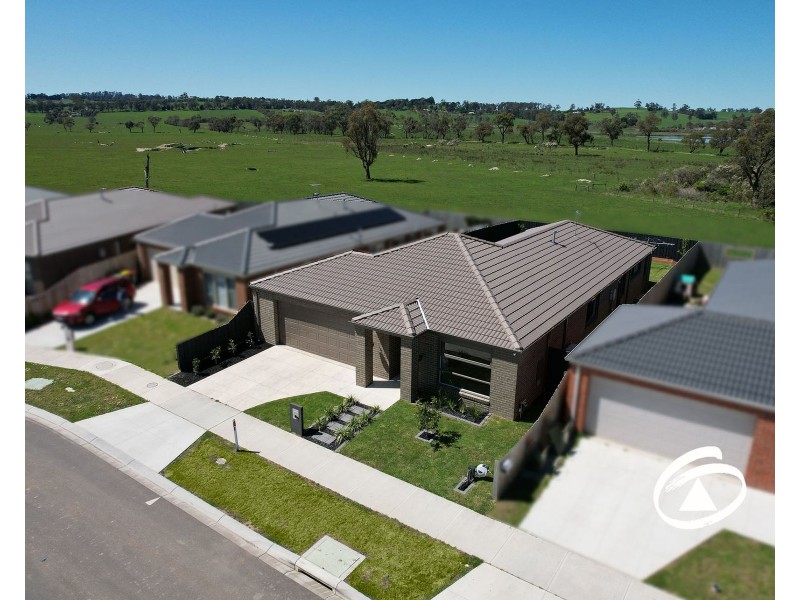 8 Gaslight Street, Longwarry VIC 3816