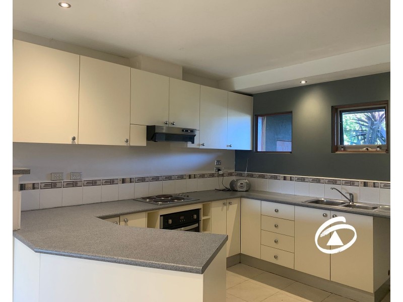 2 Savage Street, Pakenham VIC 3810