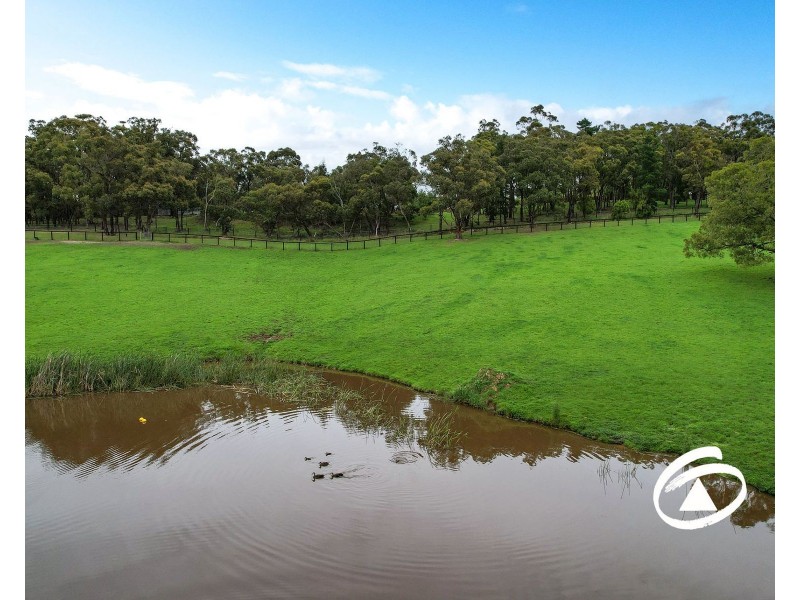 91 Old Gembrook Road, Pakenham Upper VIC 3810