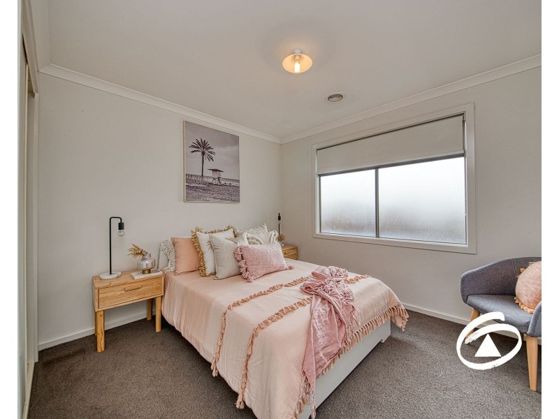10 Adriatic Way, Pakenham VIC 3810