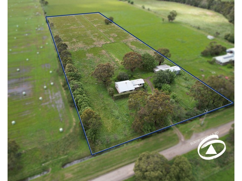 585 Bunyip-Modella Road, Iona VIC 3815