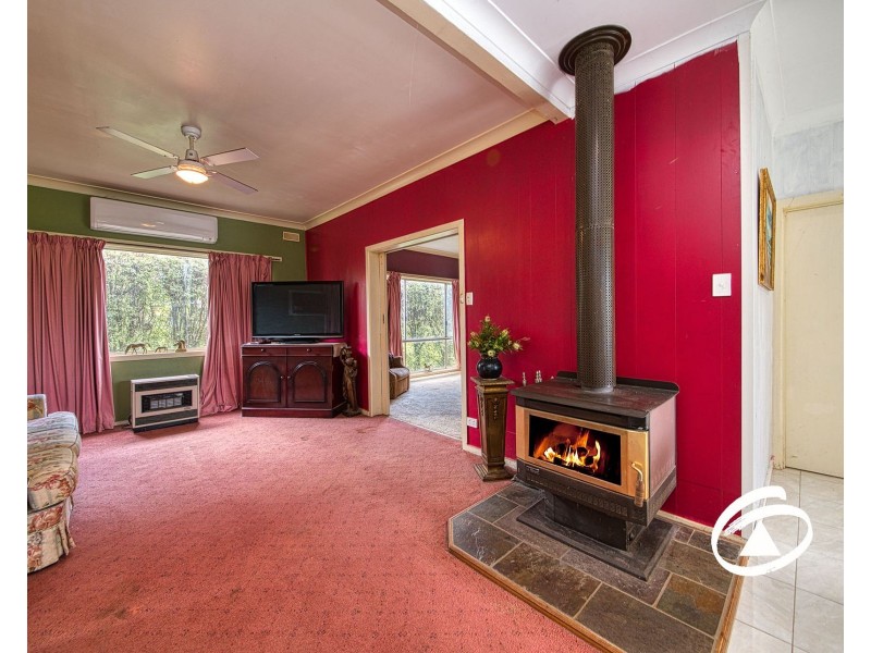 585 Bunyip-Modella Road, Iona VIC 3815