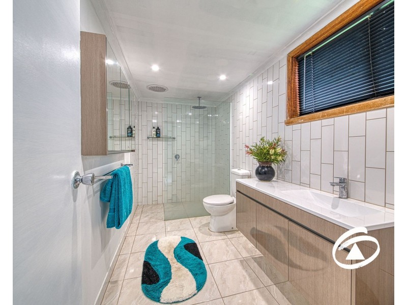 585 Bunyip-Modella Road, Iona VIC 3815