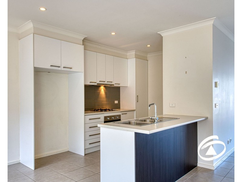 67 Atlantic Drive, Pakenham VIC 3810