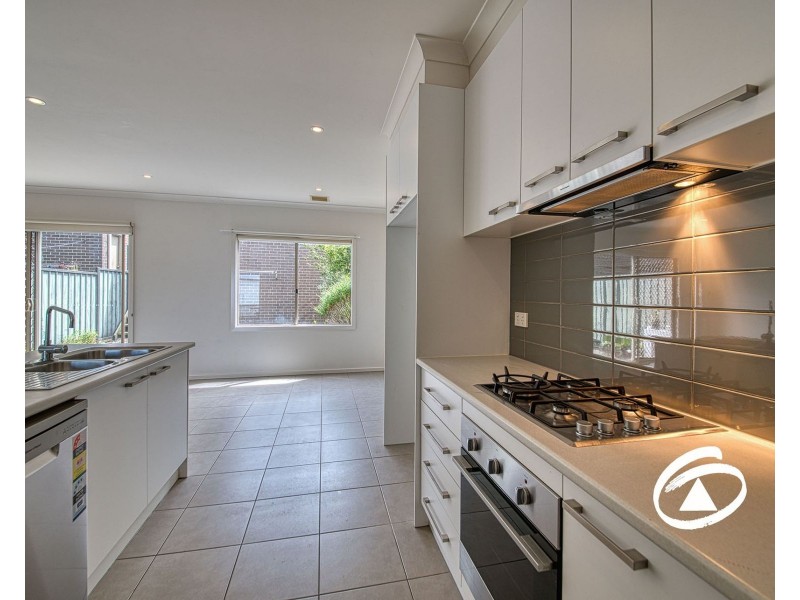 67 Atlantic Drive, Pakenham VIC 3810