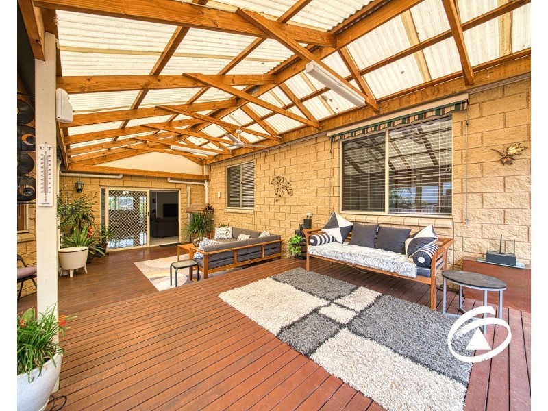 14 Overland Rise, Pakenham VIC 3810