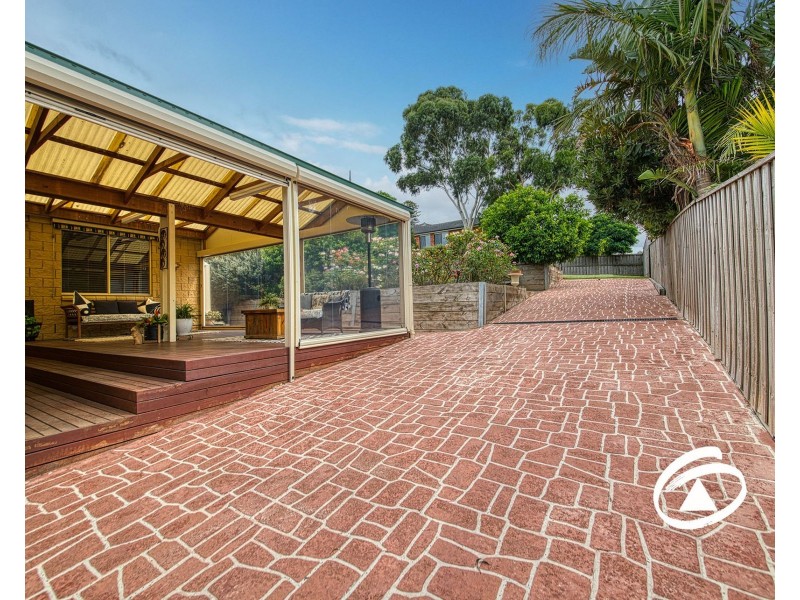 14 Overland Rise, Pakenham VIC 3810