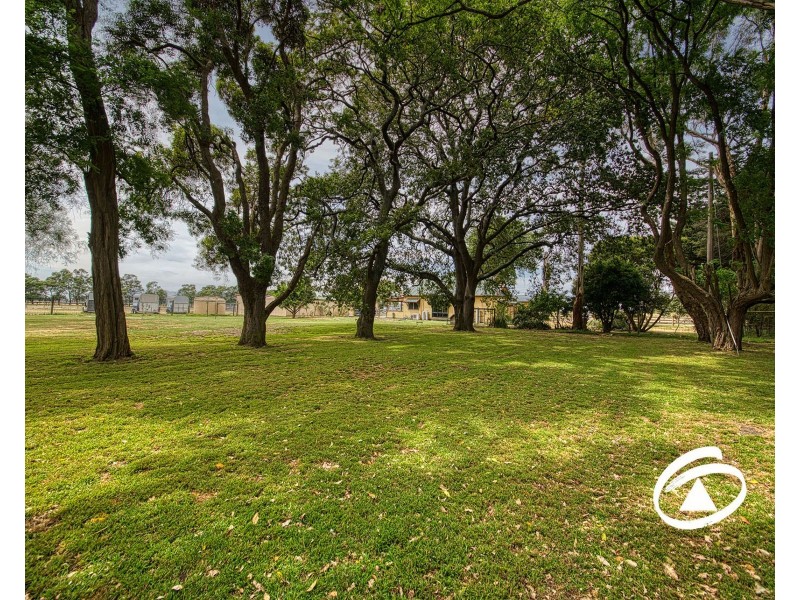 375 Fourteen Mile Road, Garfield VIC 3814