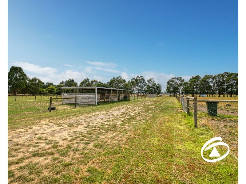 375 Fourteen Mile Road, Garfield VIC 3814