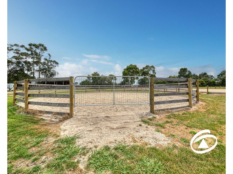 375 Fourteen Mile Road, Garfield VIC 3814