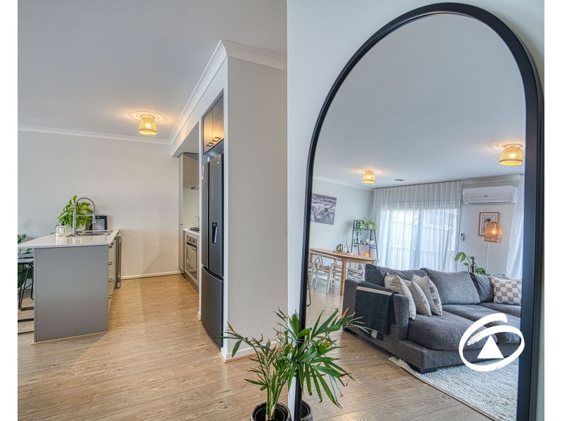 18 Socrates Crescent, Officer VIC 3809