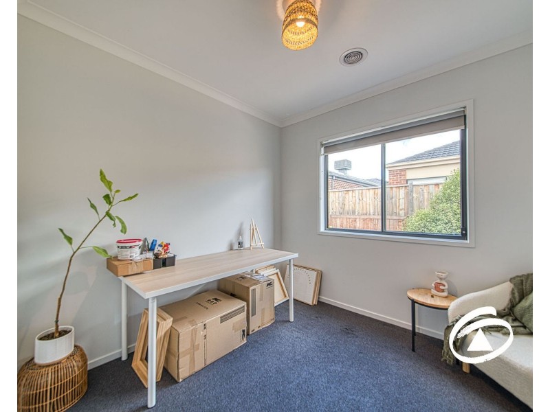 18 Socrates Crescent, Officer VIC 3809